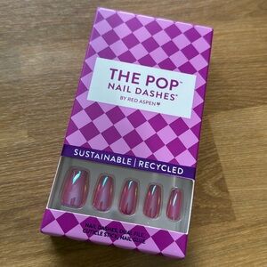 BRAND NEW Red Aspen Showtime Shylo